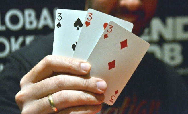 Aprenda a maneira ideal e correta de se jogar poker
