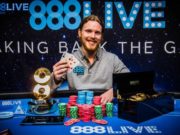 Tom Hall campeão do 888Live Londres