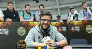 André Akkari campeão do 8-Game do BSOP Millions