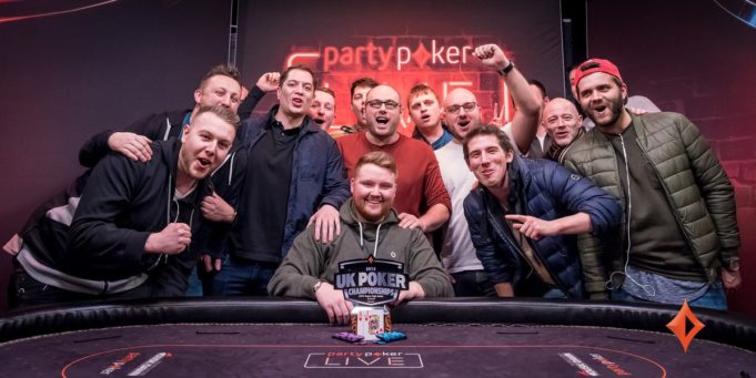 Steven Morris campeão do Super High Roller de £ 5.300 do partypoker UK Poker Championship