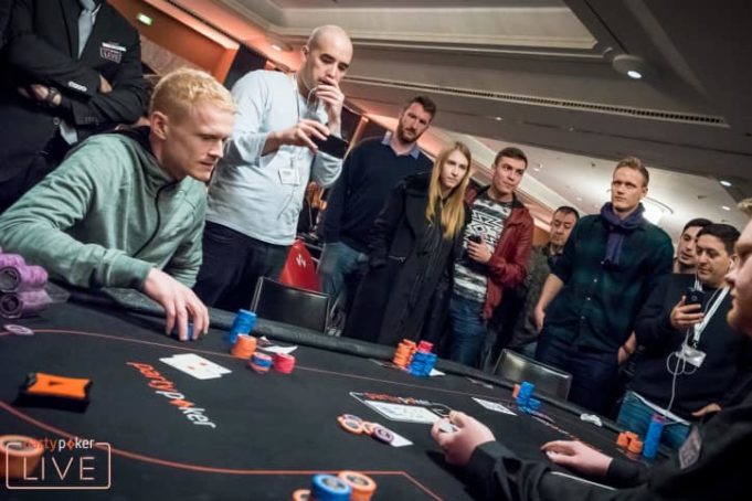 Estouro da bolha do Main Event do partypoker Millions Grand Final Barcelona