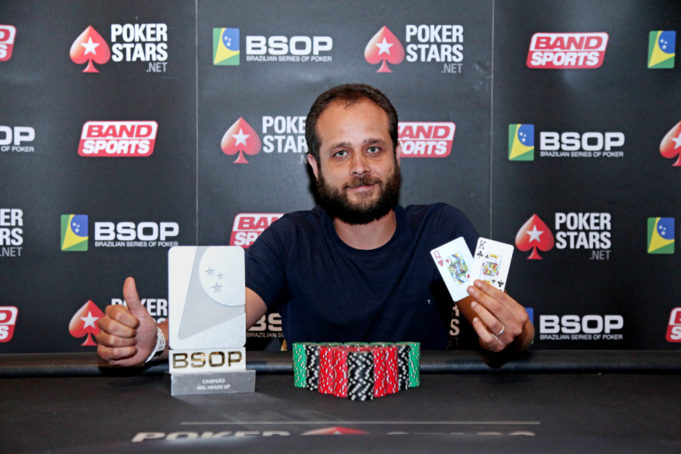 Felipe Guedes campeão do Heads-Up do BSOP Floripa