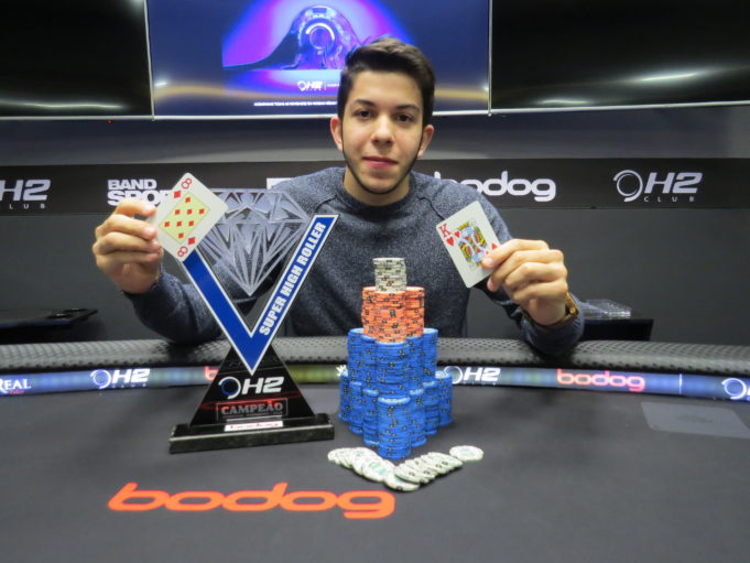 José Orlando campeão do High Roller do H2 Club Campinas