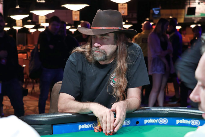 Chris Ferguson foi o mais sortudo do primeiro round na WSOP Online