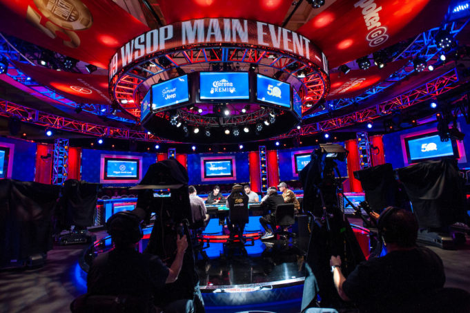 Mesa da TV - Main Event WSOP 2019