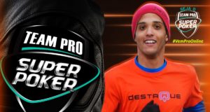 Alax Bruno começou a jogar poker em dezembro do ano passado e se classificou no SuperPoker Team Pro