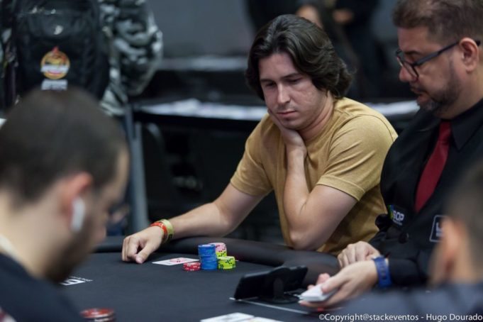 Dennys Ramos ficou entre os finalistas do Evento #74-High do WCOOP