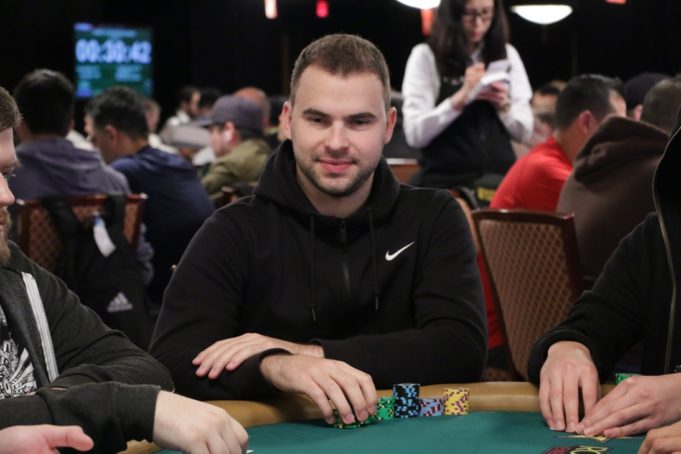 Renan Bruschi ficou com o título do Mini Main Event WPT Championship