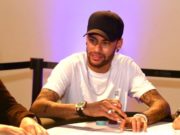 Neymar chegou a se inscrever em evento com a elite do poker mundial