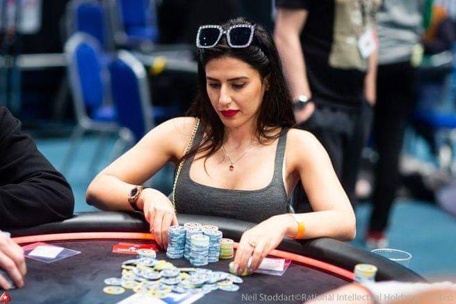 Melika Ravazi foi a campeã do Evento #82 da WSOP Online