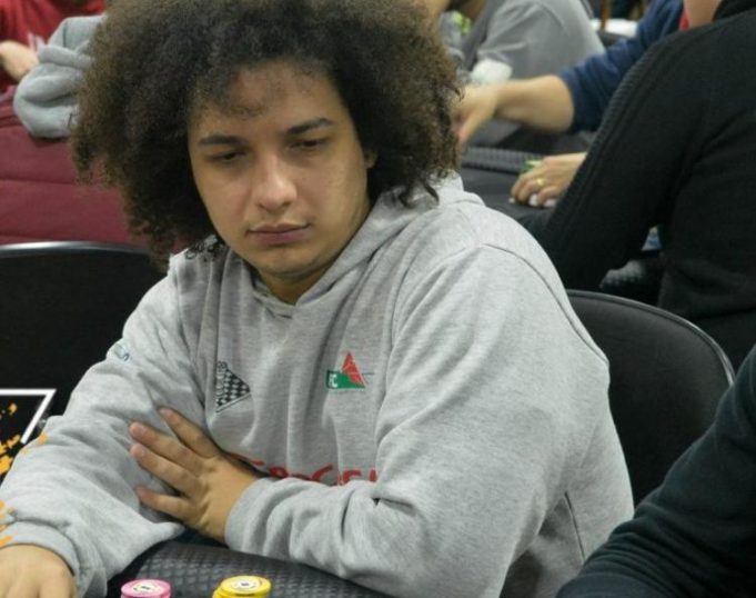 Denison da Silva ficou com a prata no Sunday Million