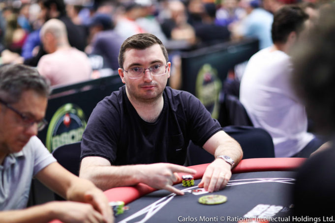 Fabio Bonatto avançou como chip leader para o Dia 3 do torneio