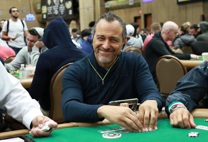 Josias Santos chegou perto da FT, mas sofreu cooler no Venetian