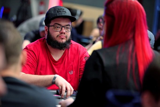 Lucas Mantovan se aproxima da marca de US$ 1,2 milhão em premiações no poker online