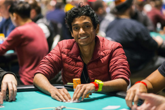 Upeshka De Silva lidera os classificados para o Dia 2 da WSOP.com (foto: WPT)