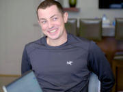 Tom Dwan contou um blefe que marcou sua carreira (Foto: Reprodução/Poker King)