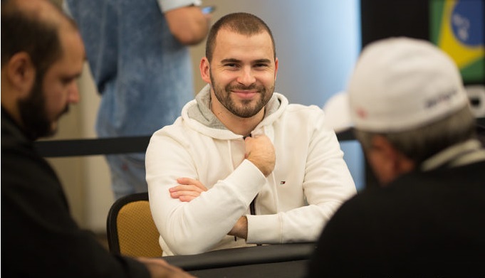 Renan Bruschi alcançou o segundo heads-up consecutivo na Turbo Series