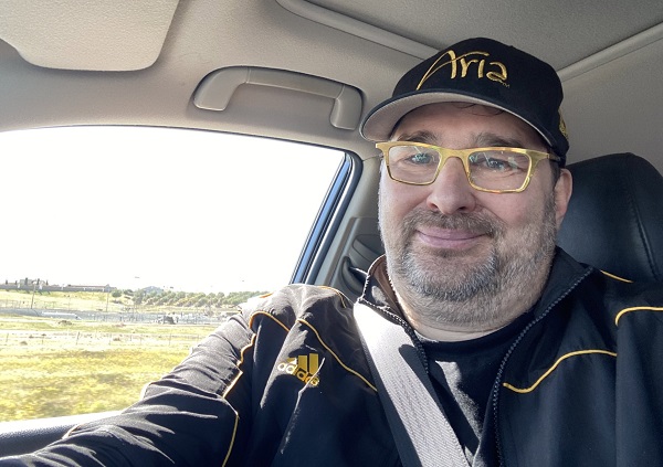 Phil Hellmuth foi vacinado na Califórnia