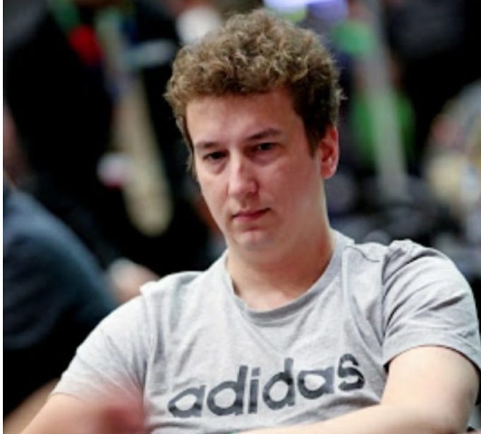 Rafael Eltz possui o terceiro maior stack no chip count