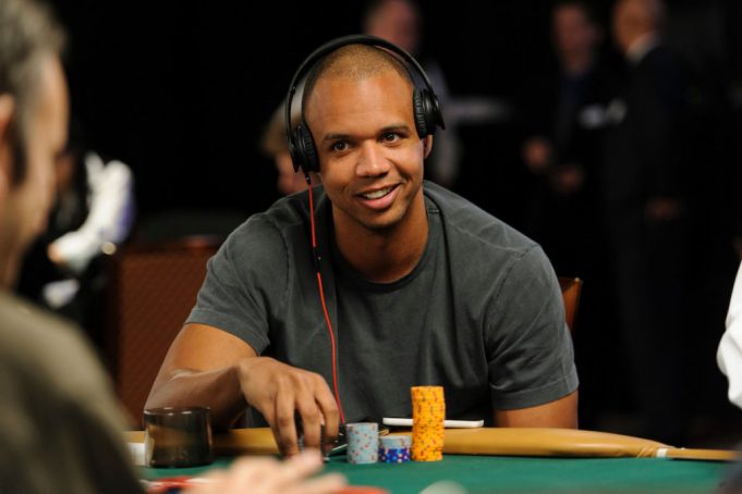 Phil Ivey levou US$ 400 mil com a vitória