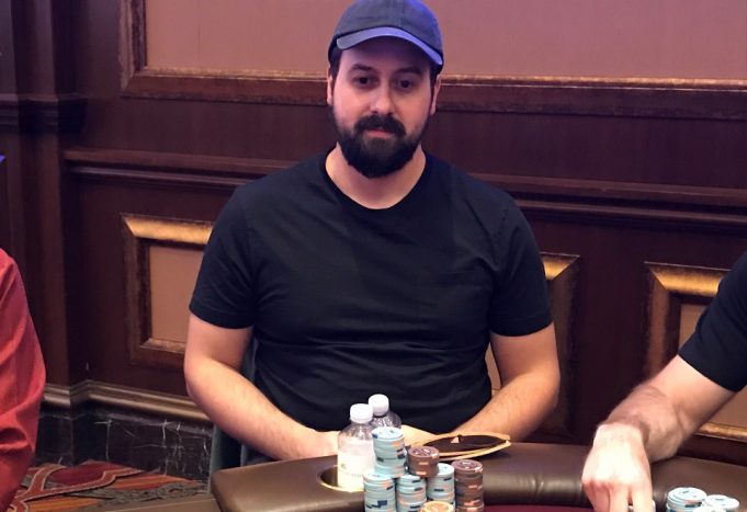 Clayton Maguire puxa a fila no Wynn Millions