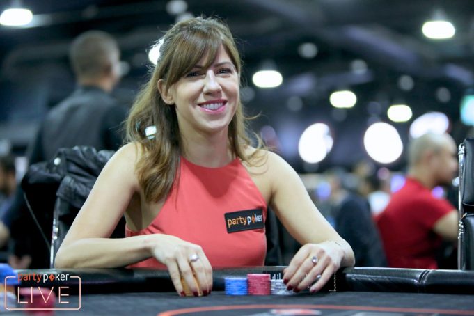 Kristen Bicknell não faz mais parte do time de embaixadores do partypoker