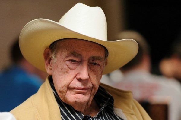 Doyle Brunson tem boas histórias para contar em décadas de poker