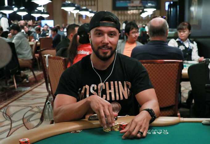 Rafael Reis possui o quarto maior stack no Monster Stack da WSOP