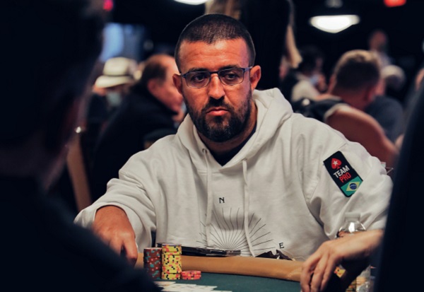 André Akkari busca seu segundo bracelete na WSOP