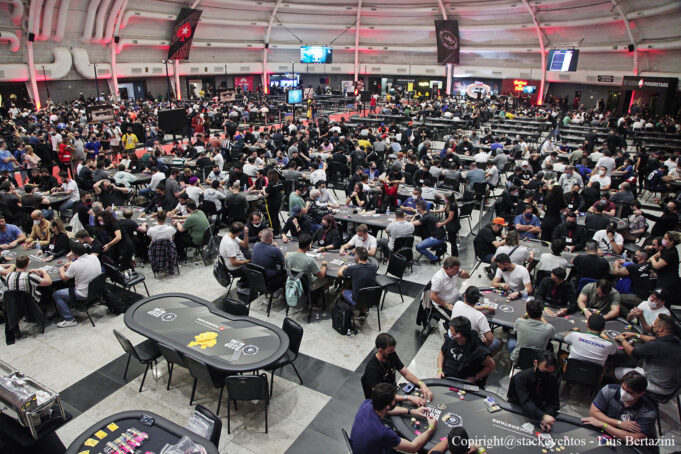 Salão do BSOP Millions ficou lotado no Main Event