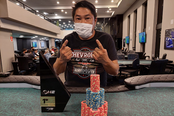 André Hirota se sagrou campeão do 30K do H2 Club