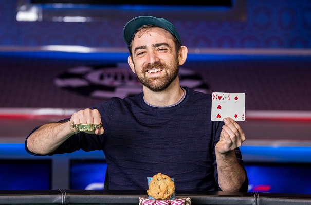 Dylan Weisman sorriu na WSOP, mas no Main Event se deu mal