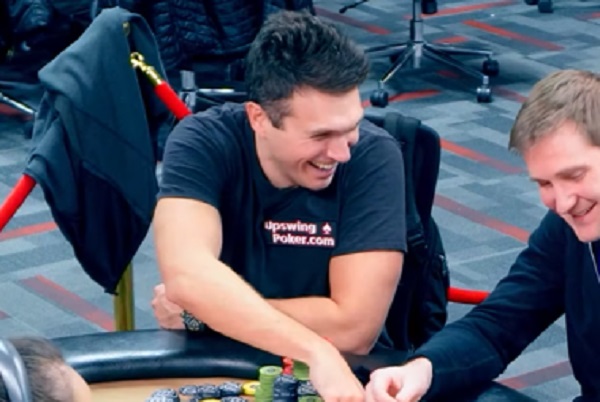 Doug Polk se divertiu durante participação no The Lodge Live