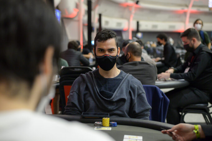 Gabriel Moura conseguiu um bom resultado nesta segunda (14) no PokerStars