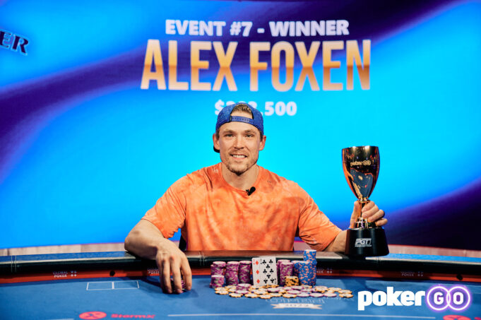 Alex Foxen subiu ao topo do pódio do Evento #7 do USPO (Foto: PokerGO)