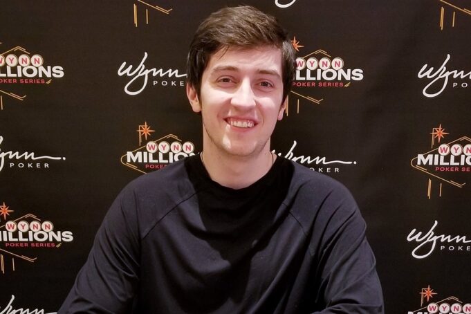 Ali Imsirovic chegou ao lugar mais alto do pódio no HR de 10K (Foto: Reprodução/Twitter @WynnPoker)