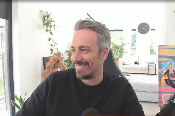 Lex Veldhuis só pôde rir após o desfecho da jogada (Foto: Reprodução/Twitch)