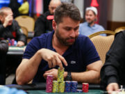 Ramos Filho, chip leader do Dia 1 do PL Omaha do BSOP Rio