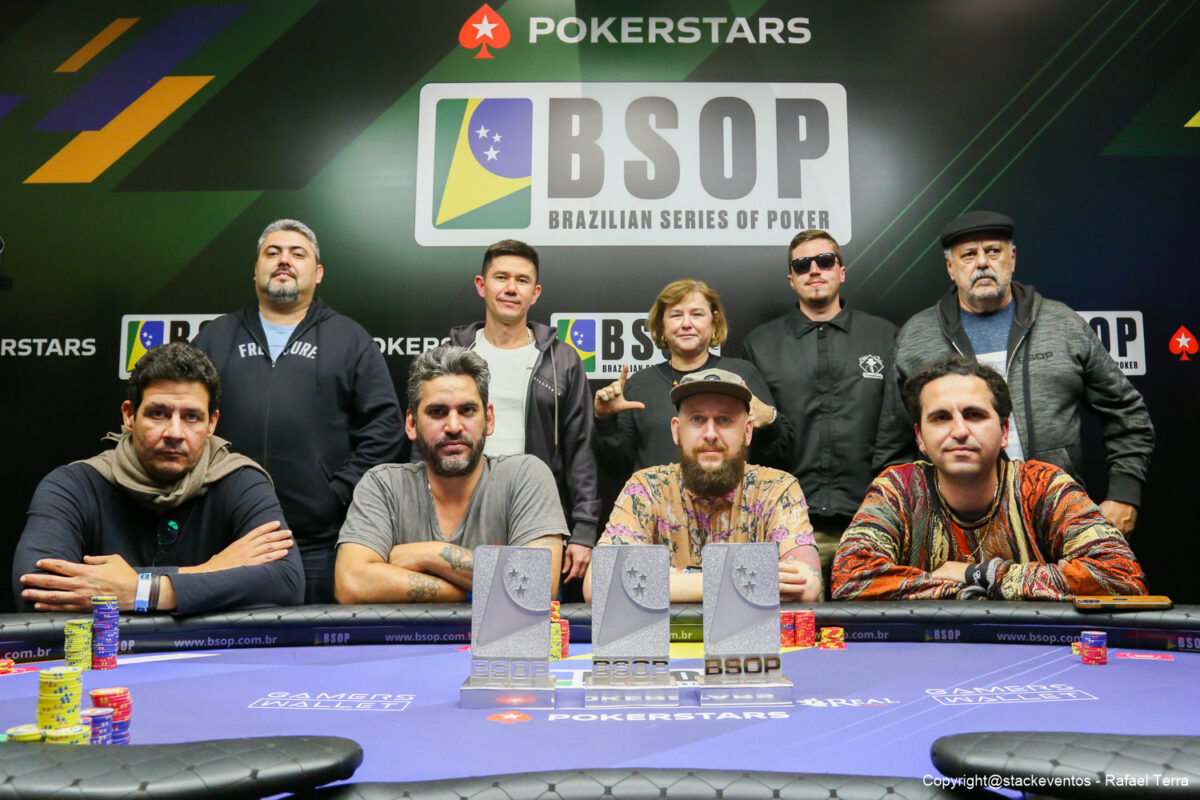 Mesa final do Big Pot K.O. Freezeout do BSOP Rio