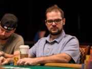 Matt Stout fez a leitura perfeita da situação na WSOP