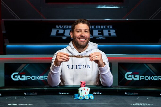 Jeremy Ausmus terminou em primeiro lugar no 6-Handed Limit Hold'em da WSOP.