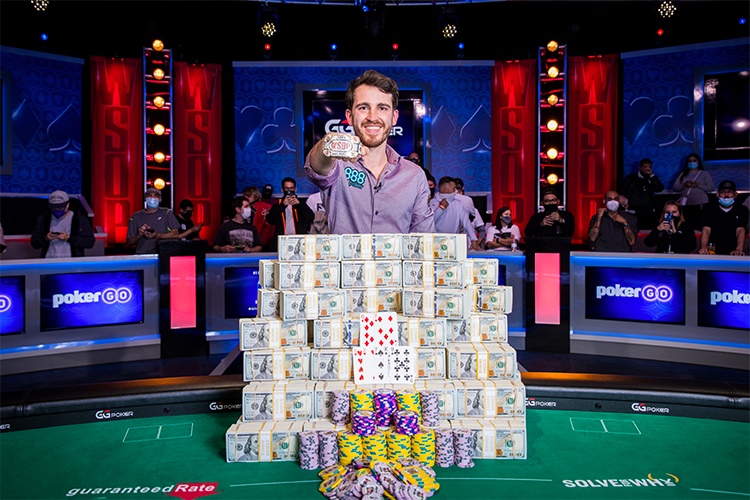 Koray Aldemir é o atual campeão do Main Event da WSOP (Foto: WSOP