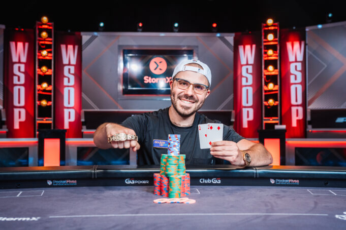 Dan Smith finalmente conquistou o bracelete da WSOP