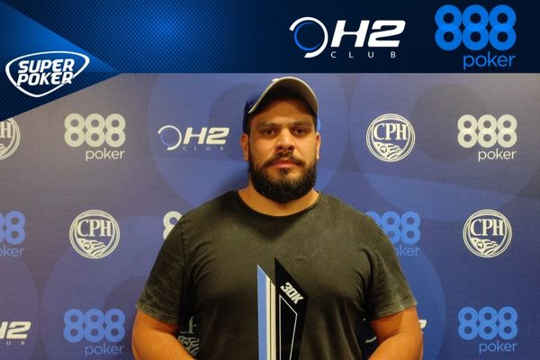 Rodrigo Oliveira, campeão do 30K Garantidos do H2 Club