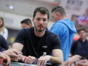 Carlos Ribeiro passou com um grande stack no Main Event do BSOP Winter Millions