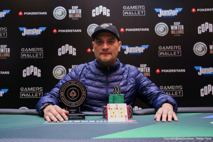 Christiand Candela, campeão do NLH Turbo K.O do BSOP Winter Millions