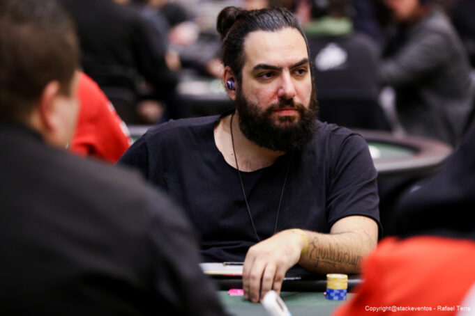 Elias Neto foi quem mais juntou fichas no Dia 2 do High Rollers