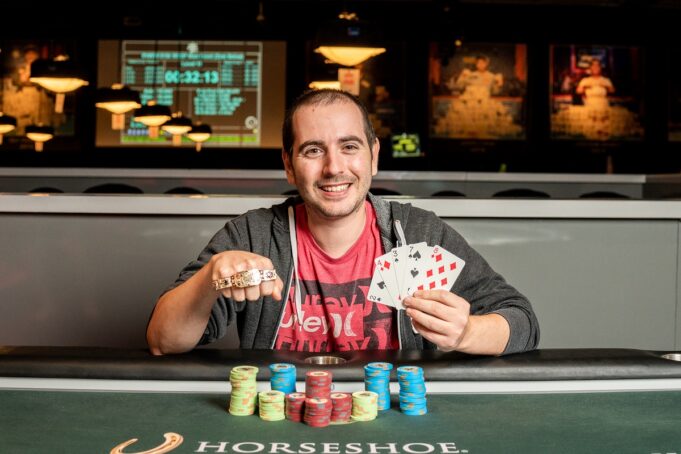 Daniel Strelitz, campeão do Evento #73 da WSOP