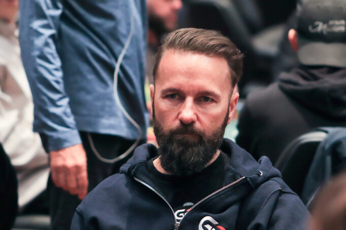 Daniel Negreanu fez a alegria de David Jackson