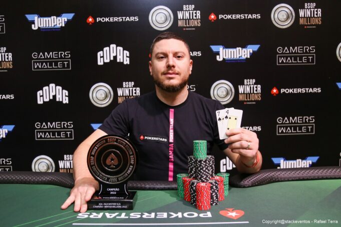 Felipe Phil foi campeão do Mistery KO no BSOP Winter Millions